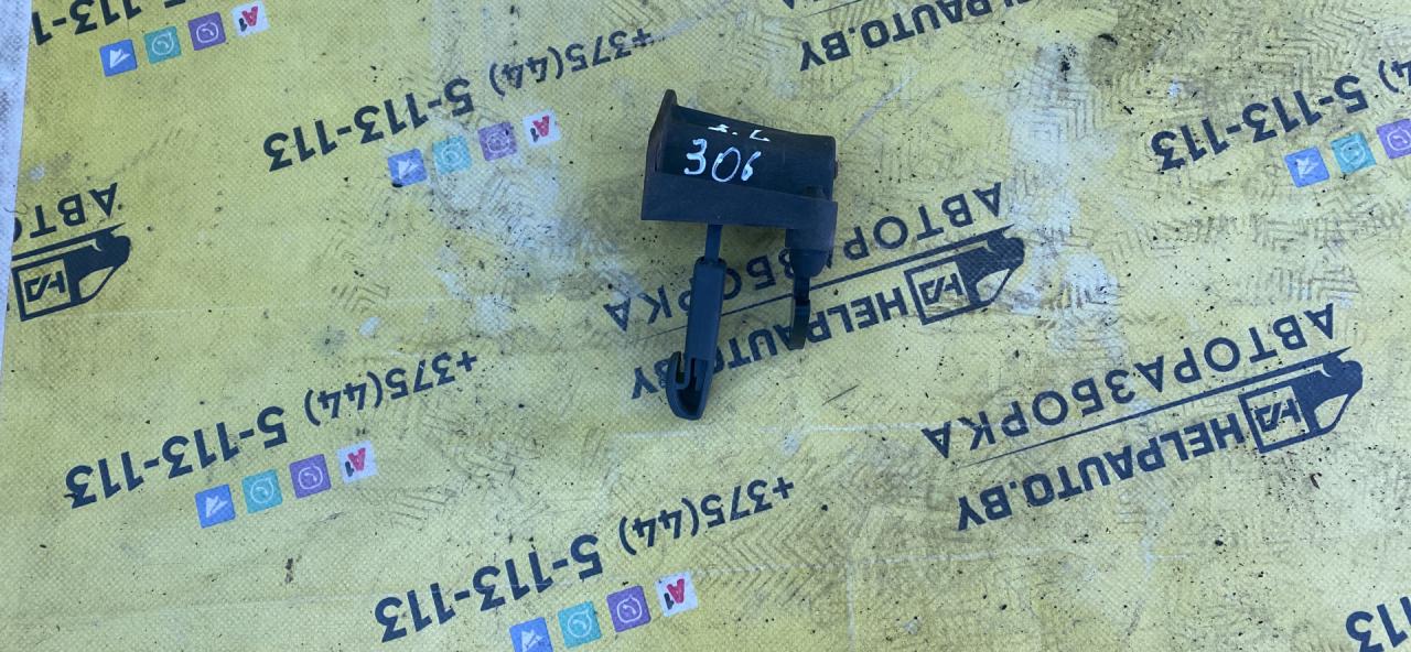 замок спинки сиденья Peugeot 306 1 поколение 1995, 1.8 л., i, LFZ (XU7JP), бензин, 5МКПП, хетчбэк 5 дв., передний привод, 102340-06 - фото №1