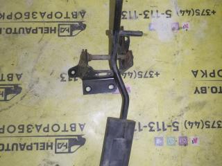педаль Audi 100 4A/C4 1993, 2.4 л., дизель, МКПП, седан, передний привод