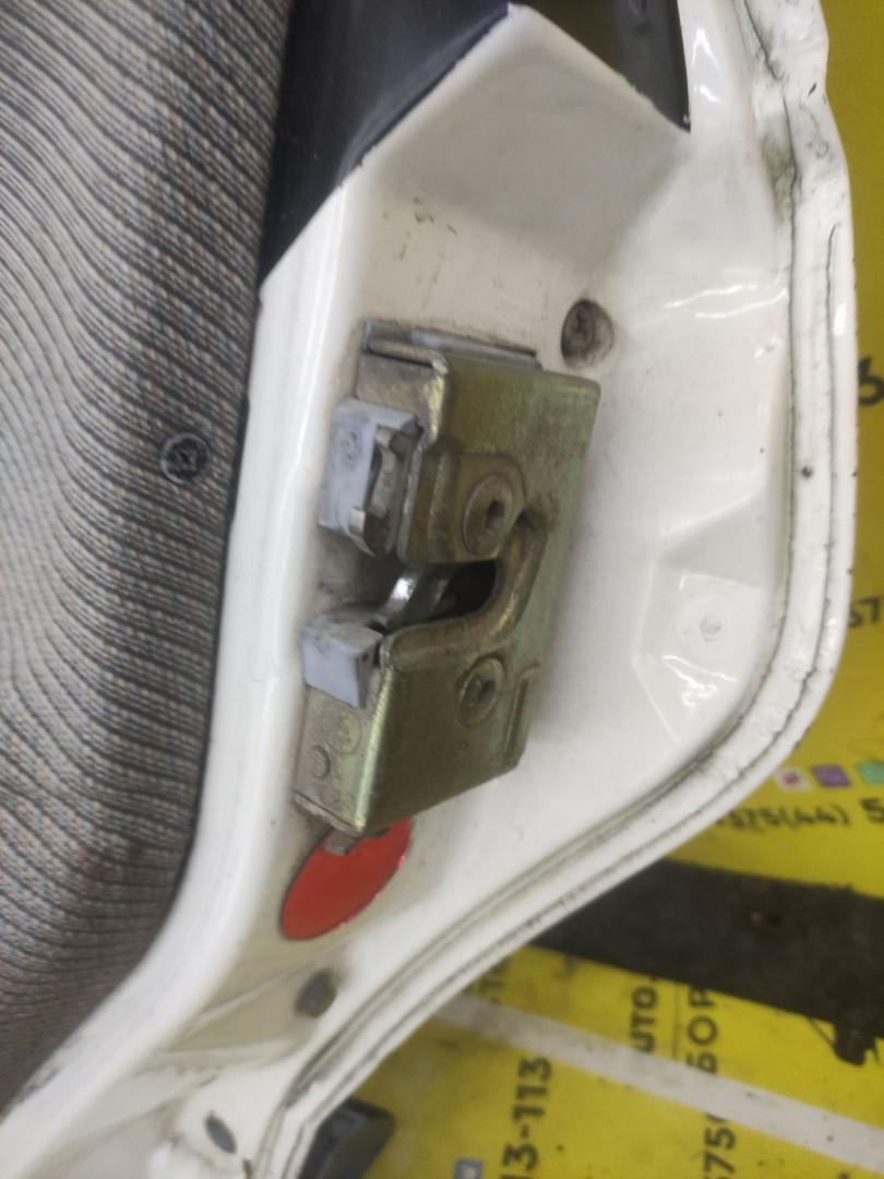 замок двери задней правой Volkswagen Passat B3 1992, 1.8 л., mono, бензин, МКПП, седан, передний привод, RP, RP252440 - фото №1
