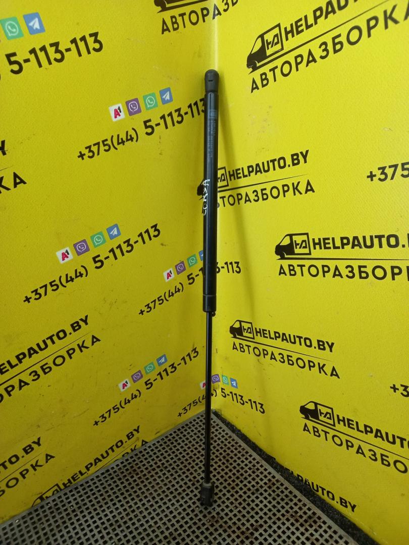 амортизатор крышки багажника (3-5 двери) Opel Corsa B (1993 - 2000), 1.0 л., бензин, МКПП, хетчбэк 3 дв., передний привод - фото №1