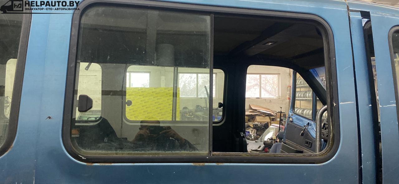 стекло сдвижной двери Peugeot Boxer 2 поколение 1998, 2.0 л., i, бензин, МКПП, микроавтобус, передний привод, NIZKIE, KOROTKII - фото №1