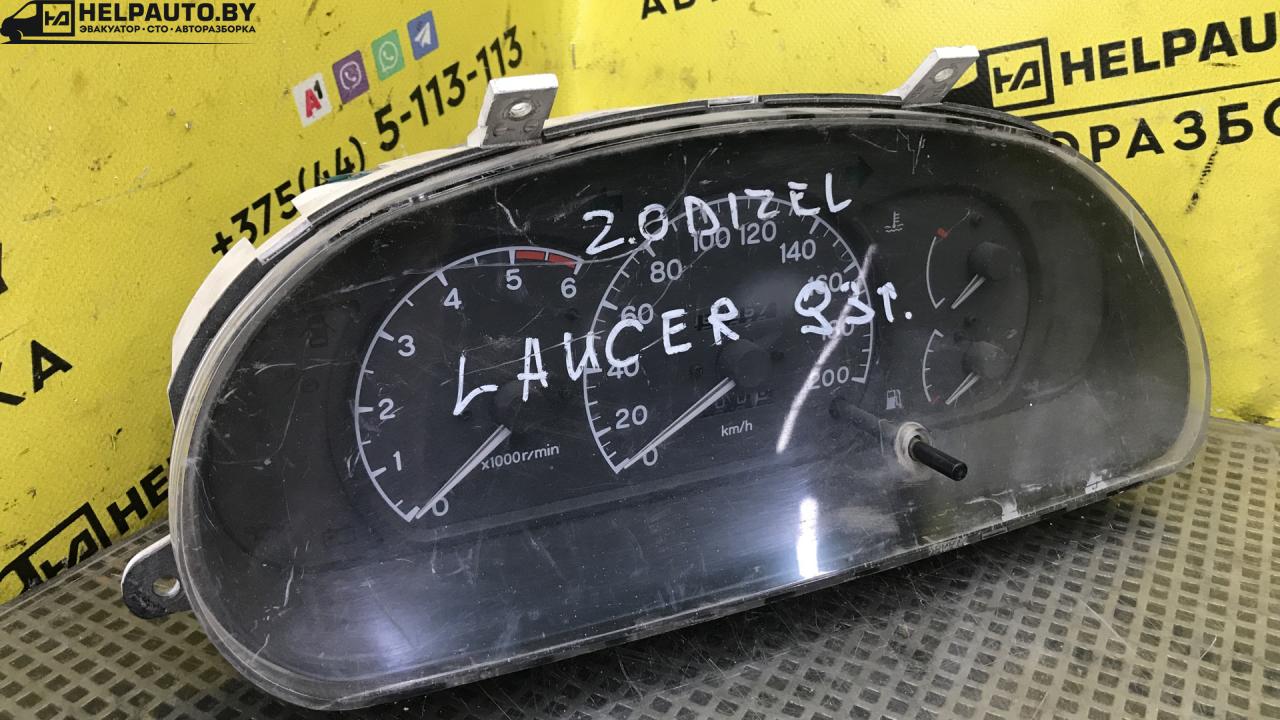 щиток приборов (приборная панель) Mitsubishi Lancer 5 поколение 1993, 2.0 л., дизель - фото №1