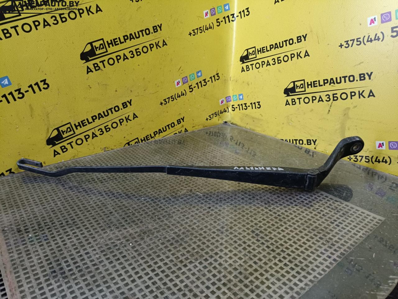 щеткодержатель (поводок стеклоочистителя, дворник) SEAT Alhambra 1 поколение 1997, МКПП, минивэн - фото №1