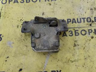 замок багажника Opel Kadett D 1981, 1.4 л., бензин