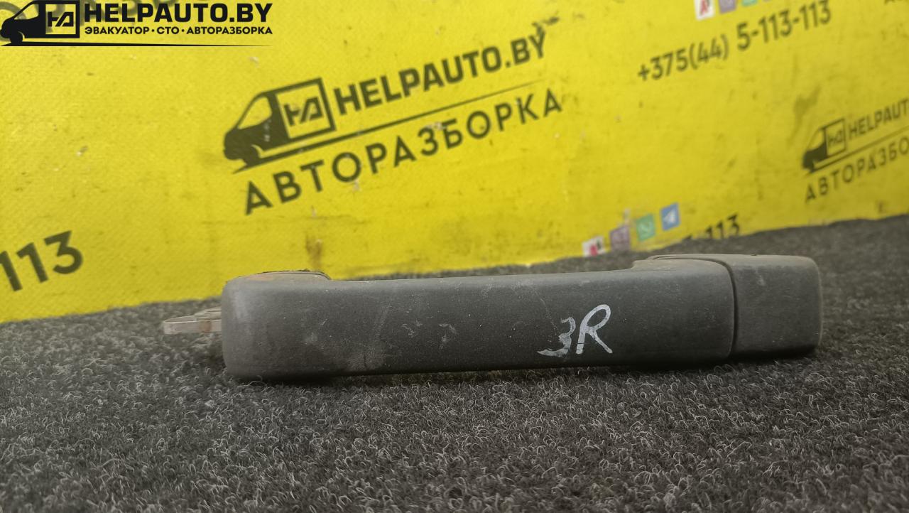 ручка наружная задняя правая Volkswagen Golf 3 поколение 1993, 1.6 л., дизель - фото №1