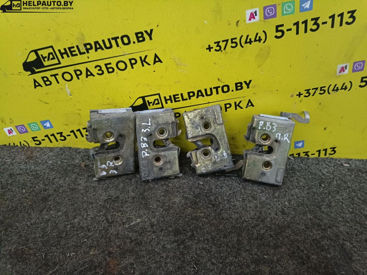 замок двери передней правой Volkswagen Passat B3 1991, 1.8 л., бензин, МКПП, универсал, передний привод - фото №1