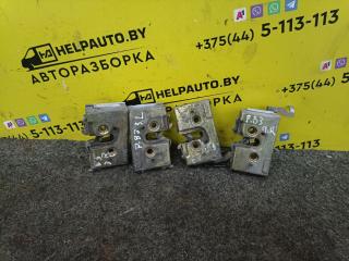 замок двери передней правой Volkswagen Passat B3 1991, 1.8 л., бензин, МКПП, универсал, передний привод