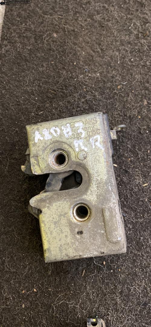 замок двери передней правой Audi 80 8C/B4 1991, 2.0 л., i, бензин, МКПП, седан, передний привод - фото №1