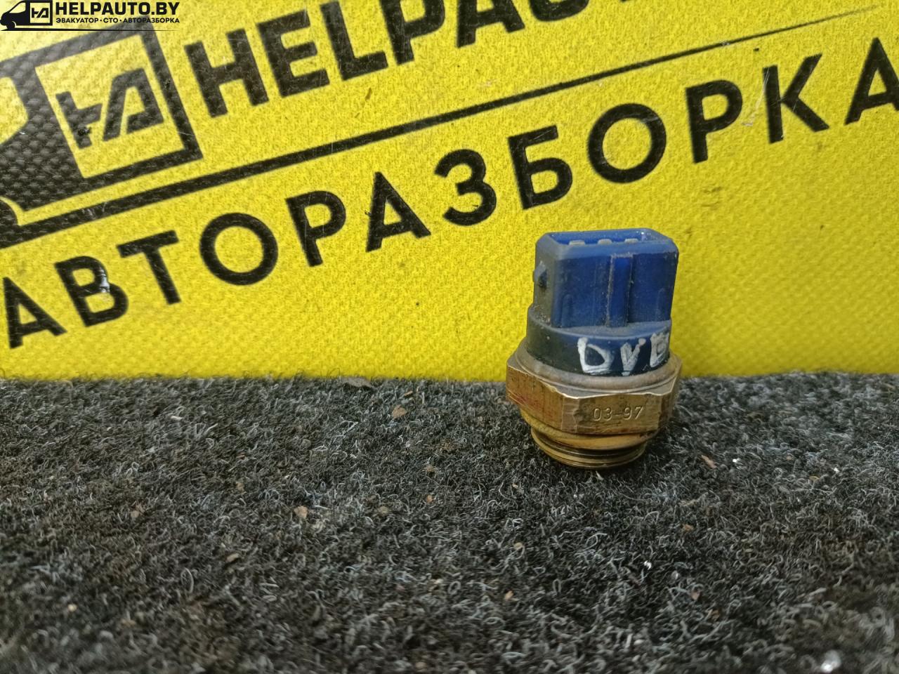 датчик температуры охлаждающей жидкости Opel Vectra B 1997 - фото №1