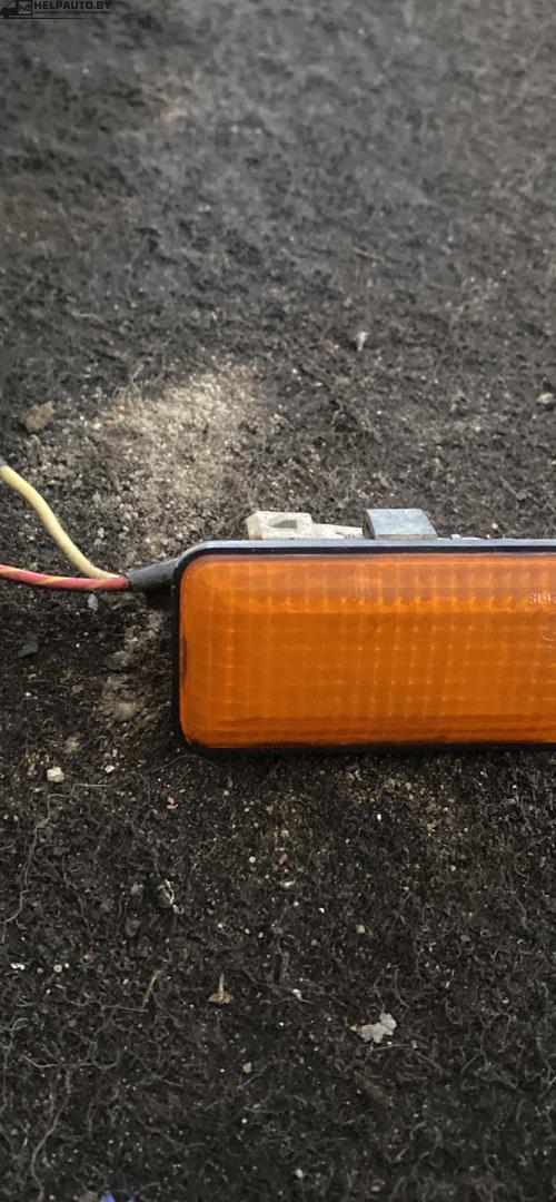 повторитель передний левый Volkswagen Golf 3 поколение 1994, 1.9 л., D, дизель, МКПП, универсал, передний привод - фото №1