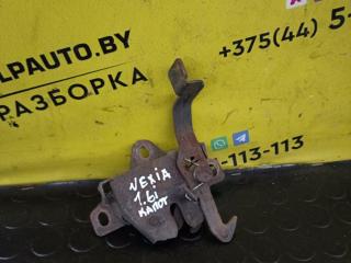 замок капота Daewoo Nubira J150/J190 [рестайлинг] 2000, 1.6 л., i, бензин, МКПП, хетчбэк 5 дв., передний привод