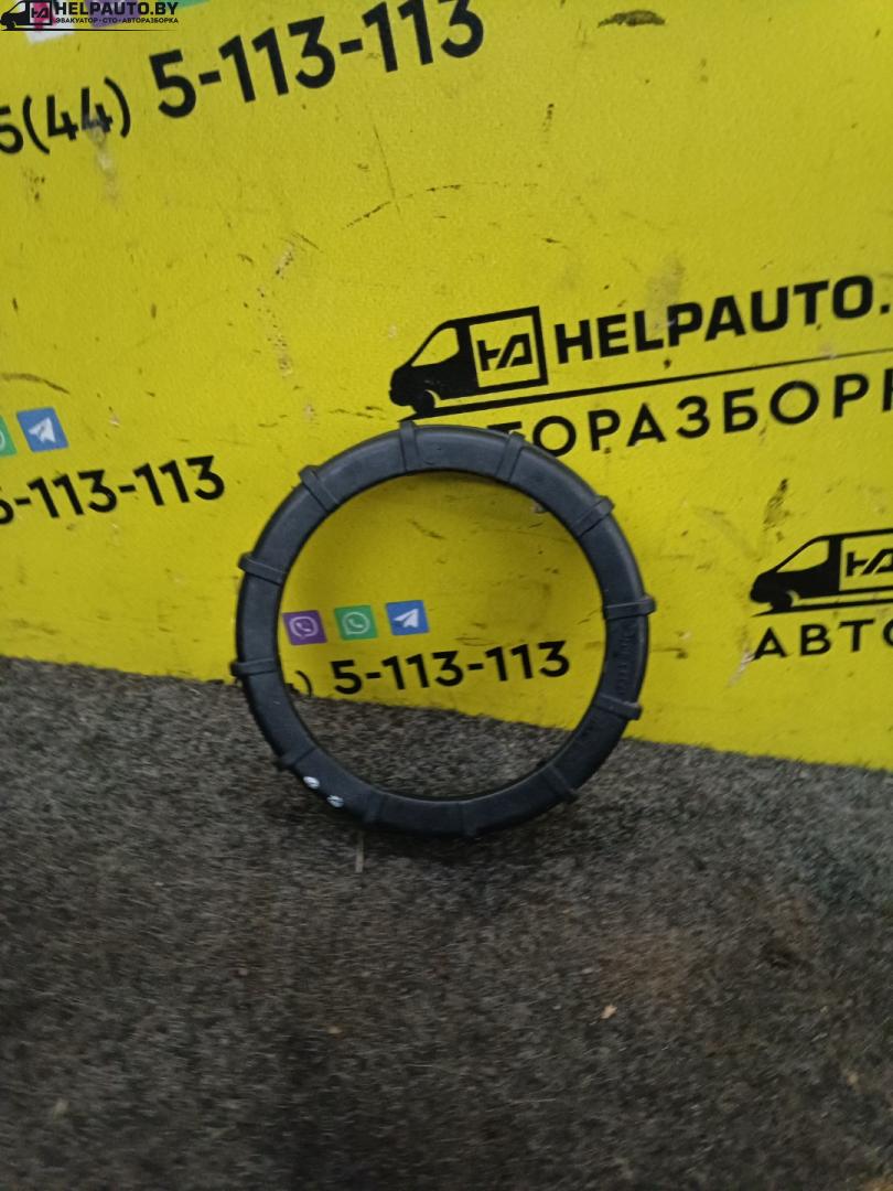 гайка топливного насоса Nissan Primera P11 1998, 1.6 л., i, GA16i, бензин, МКПП, хетчбэк 5 дв., передний привод, GA16 - фото №1