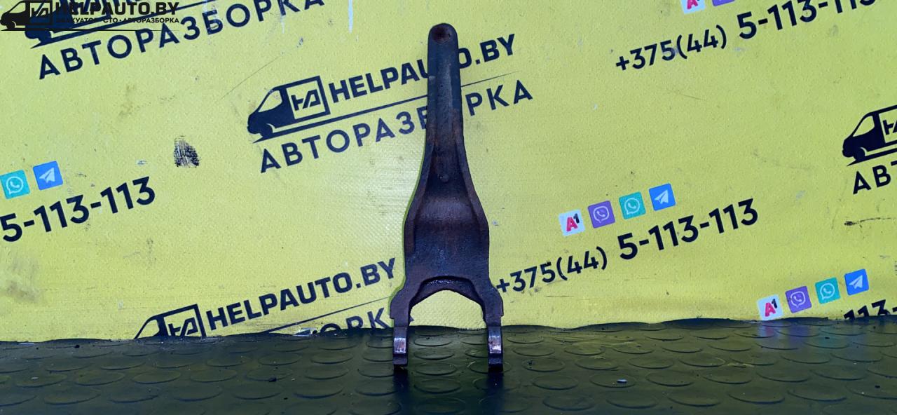 вилка сцепления Mitsubishi Colt 4 поколение (CAO) 1996, 1.6 л., i, бензин, 5МКПП, хетчбэк 5 дв., F5M411RBA - фото №1