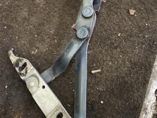 петля крышки багажника Audi 80 8A/B3 1989, 2.0 л., i, 3A, бензин, МКПП, седан, передний привод, 3A