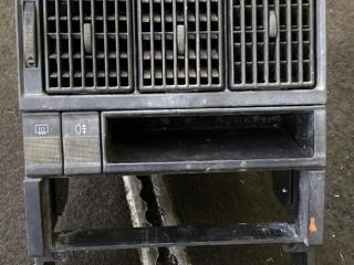 дефлектор обдува салона Audi 80 8A/B3 1989, 2.0 л., i, 3A, бензин, МКПП, седан, передний привод, 3A