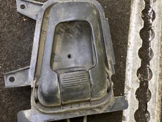 ручка внутренняя передняя левая Ford Sierra 1 поколение 1987, 1.8 л., бензин, МКПП, хетчбэк 5 дв., передний привод