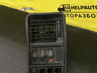 дефлектор обдува салона Ford Sierra 1 поколение 1987, 1.8 л., бензин, МКПП, хетчбэк 5 дв., передний привод