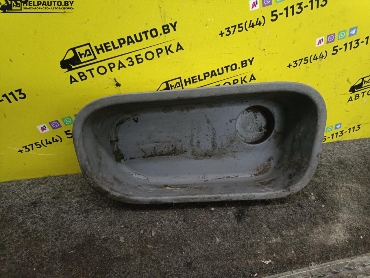 бардачок Ford Transit 4 поколение 1998, 2.0 л., i, бензин, МКПП, микроавтобус, задний привод - фото №1