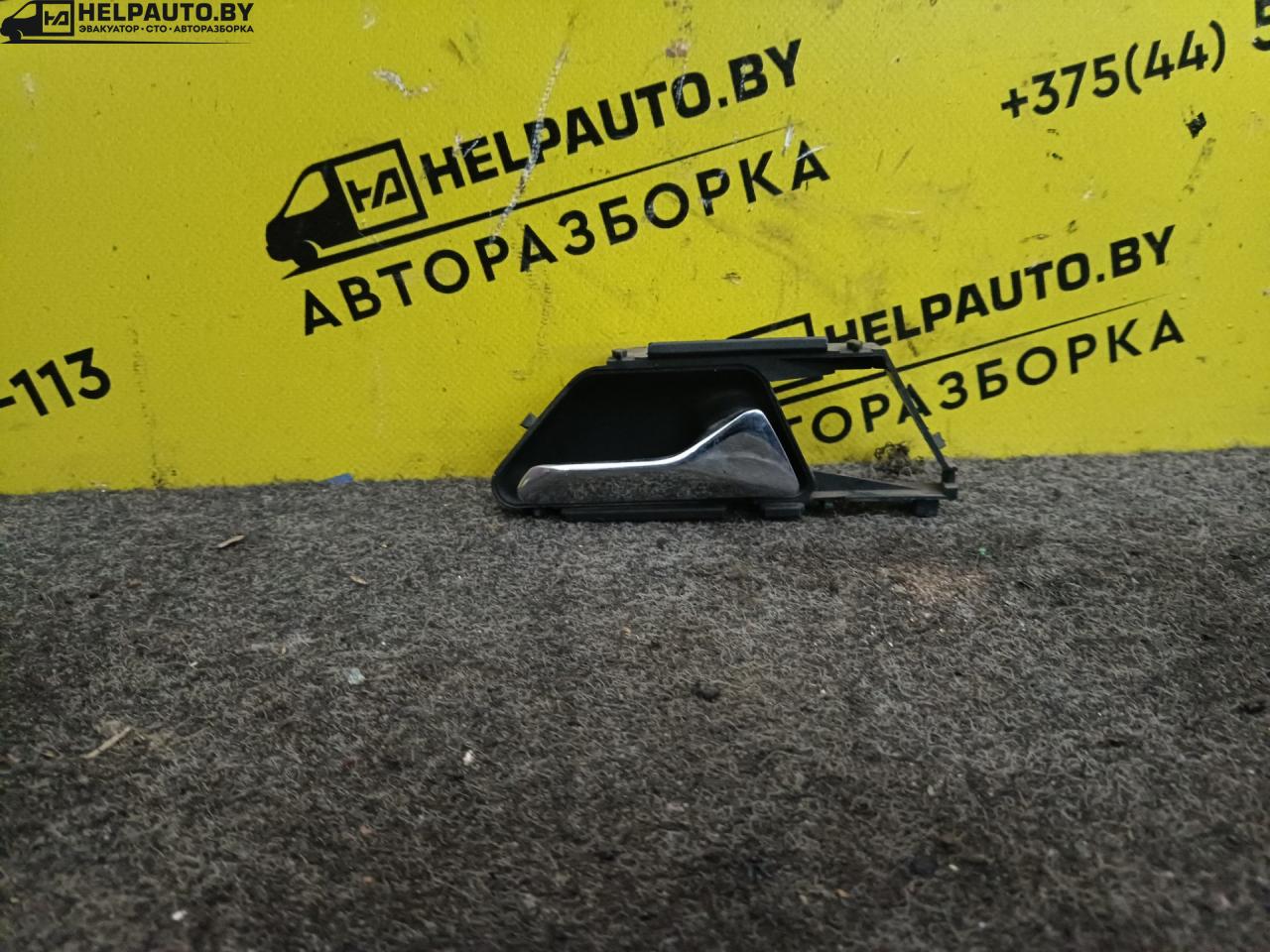 ручка внутренняя задняя правая Mercedes-Benz E-Класс W124 1987, 2.3 л., бензин, МКПП, седан, задний привод, M102 - фото №1
