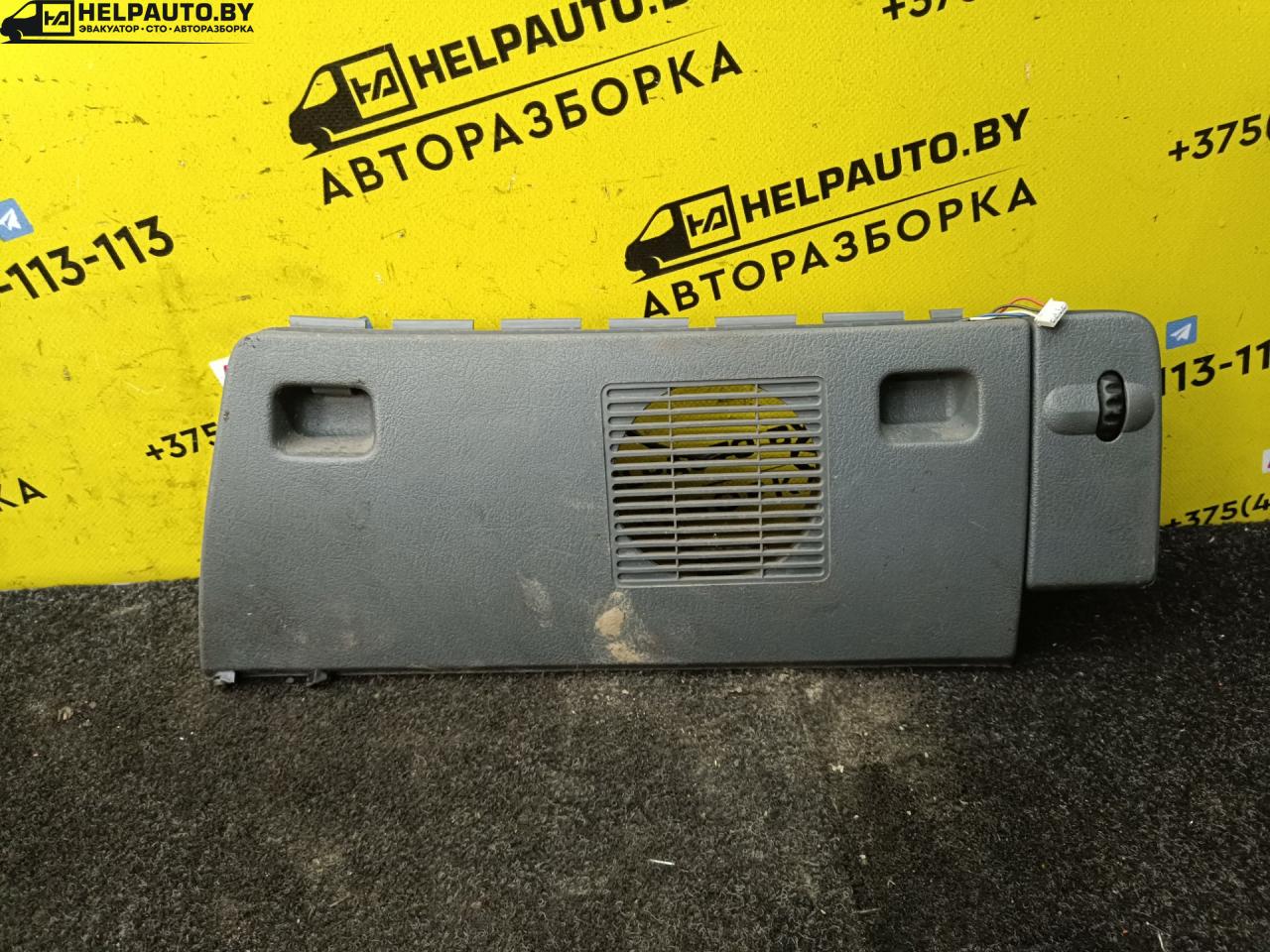 пластик Renault Laguna 1 поколение 1996, 1.8 л., бензин, МКПП, хетчбэк 5 дв., передний привод, F3P - фото №1