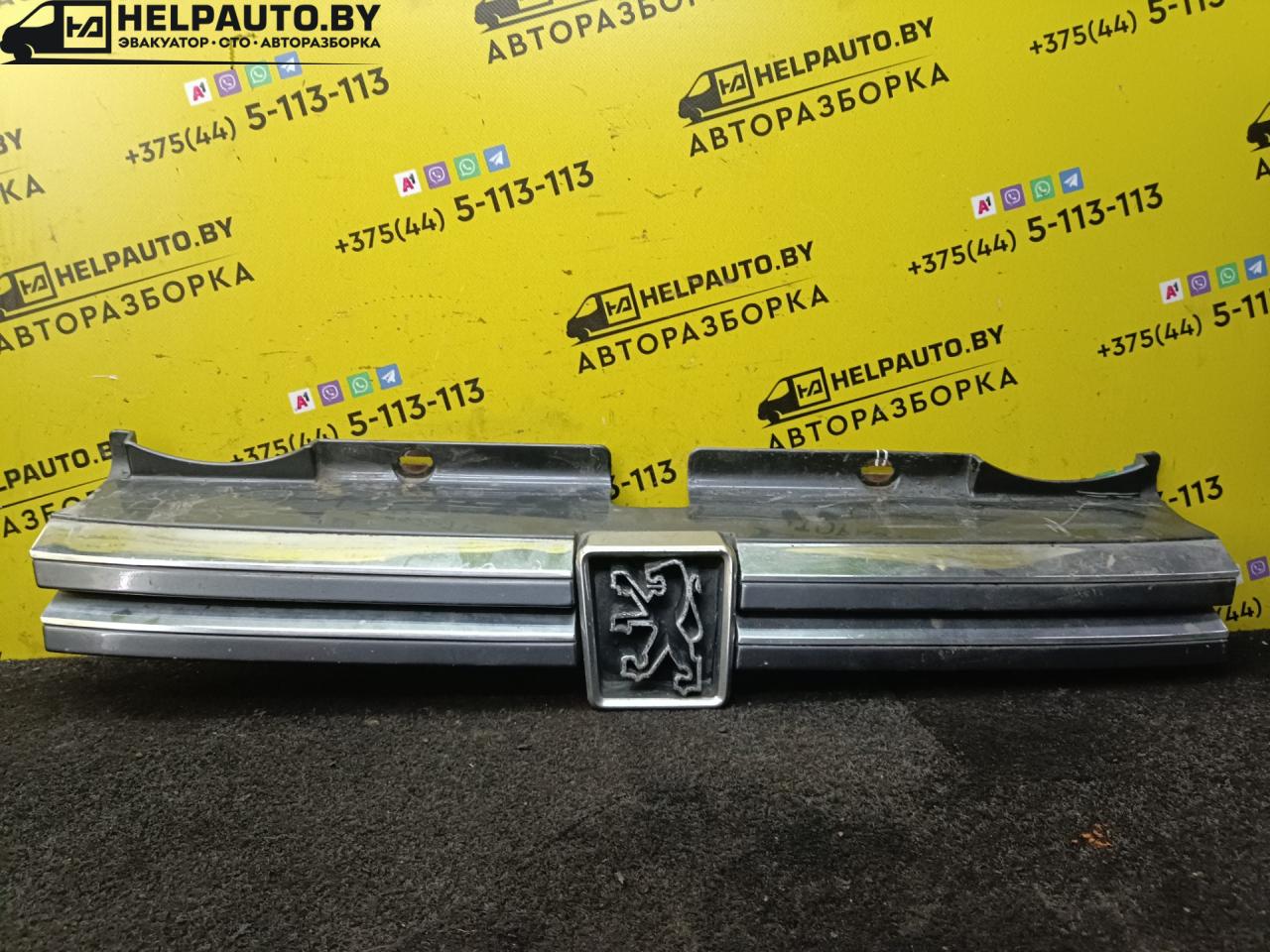 решетка радиатора Peugeot 605 1 поколение 1992, 2.1 л., дизель, МКПП, седан, передний привод - фото №1