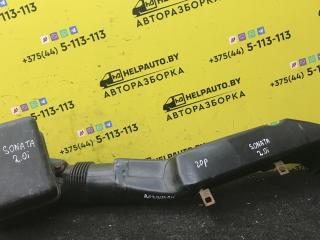 патрубок воздушного фильтра Hyundai Sonata Y3 [рестайлинг] 1996, 2.0 л., бензин, МКПП, седан, передний привод, G4CP