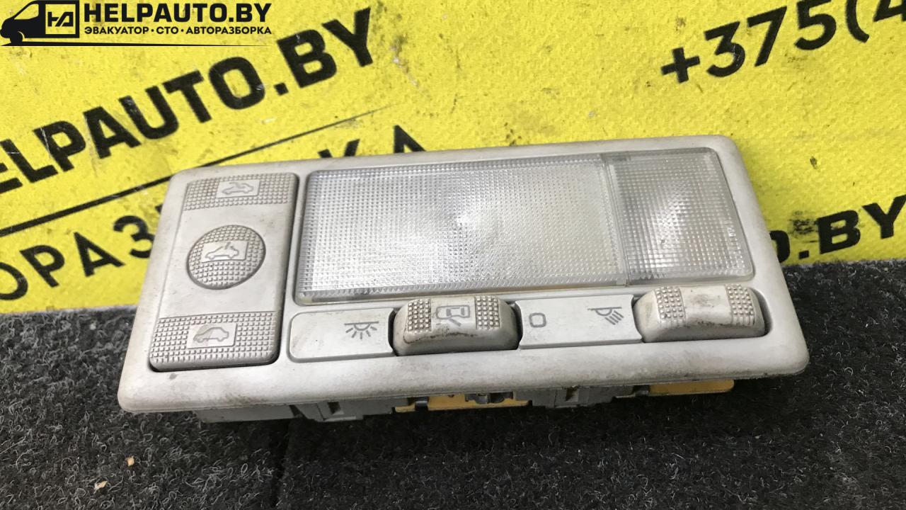 фонарь салона (плафон) Volkswagen Golf 3 поколение 1994, 1.4 л., mono, бензин, МКПП, хетчбэк 3 дв., передний привод, ABD - фото №1