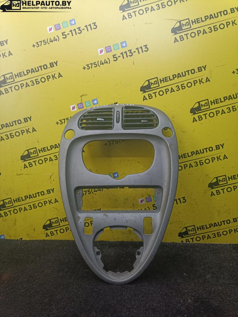 дефлектор обдува салона Citroen Xsara Picasso 1 поколение (1999 - 2004), 2.0 л., i, бензин, АКПП, минивэн, передний привод - фото №1
