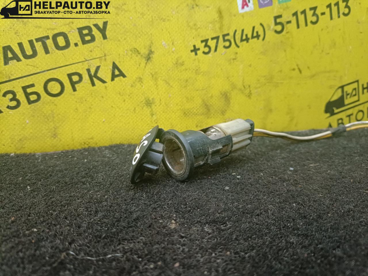 гнездо прикуривателя Citroen Xsara Picasso 1 поколение (1999 - 2004), 2.0 л., бензин, АКПП, минивэн, передний привод - фото №1
