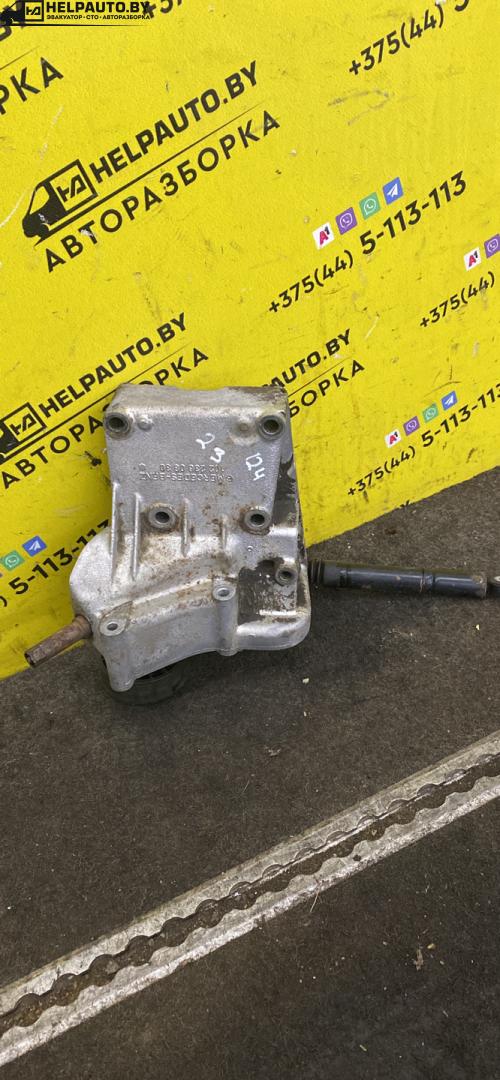 кронштейн гидроусилителя Mercedes-Benz E-Класс W124 1987, 2.3 л., бензин, МКПП, седан, задний привод, M102 - фото №1