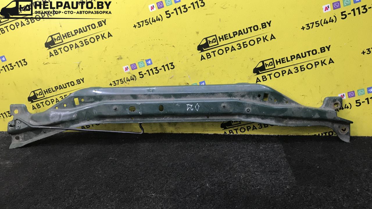 передняя панель крепления облицовки (телевизор) Renault 21 1 поколение 1986, 2.2 л., i, бензин, МКПП, седан, передний привод, J7T, 7700767437 - фото №1