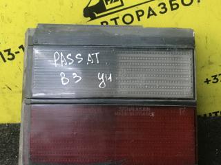 фонарь крышки багажника правый Volkswagen Passat B3 (1988 - 1997)