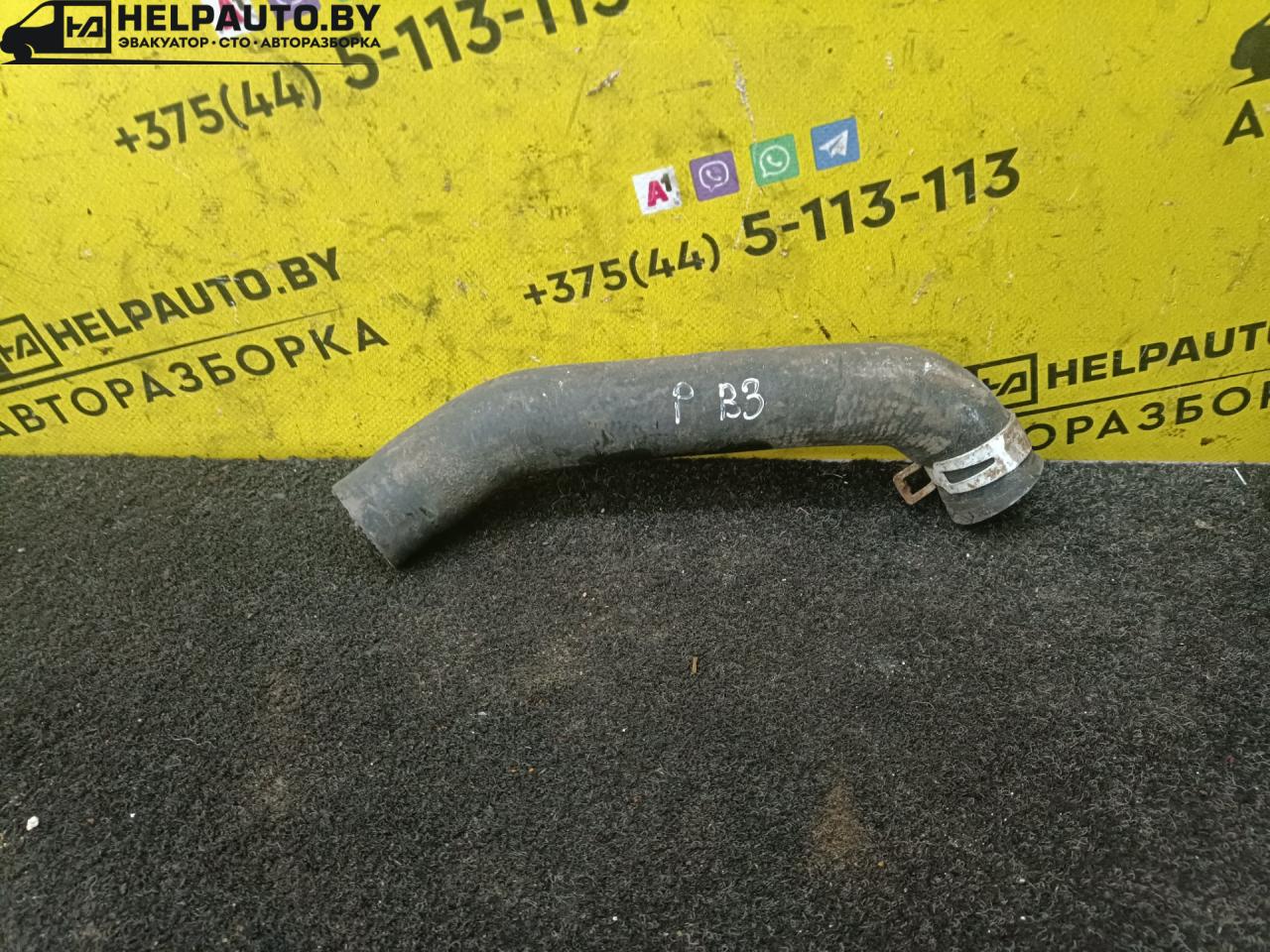 патрубок радиатора Volkswagen Passat B3 1991, 1.8 л., mono, бензин, МКПП, универсал, передний привод - фото №1