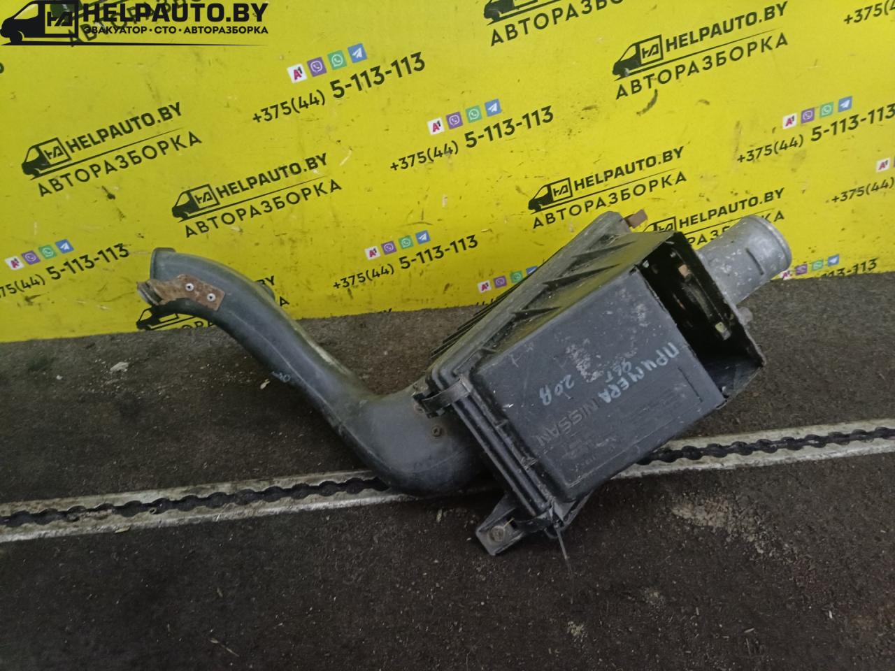корпус воздушного фильтра Nissan Primera P10 1992, 2.0 л., дизель, МКПП, седан, передний привод - фото №1