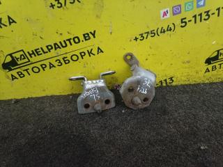 петля двери Mazda 626 3 поколение 1990, 2.0 л., i, бензин, МКПП, хетчбэк 5 дв., передний привод