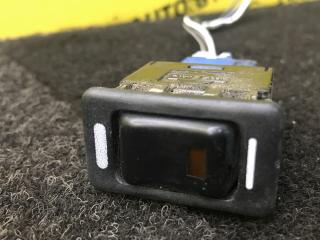 кнопка (выключатель) Nissan Maxima A32 1998, 3.0 л., бензин, седан