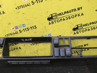 рамка панели приборов Volkswagen Jetta 2 поколение [рестайлинг] 1990, 1.8 л., бензин, МКПП, седан, передний привод