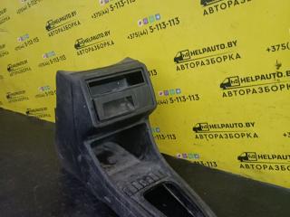 консоль салона Volkswagen Jetta 2 поколение [рестайлинг] 1990, 1.8 л., бензин, МКПП, седан, передний привод
