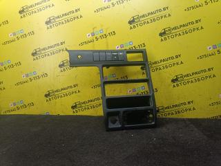 консоль салона Hyundai Lantra 1 поколение [рестайлинг] 1995, 1.5 л., G4EK, бензин, 5МКПП, седан, передний привод, G4EK