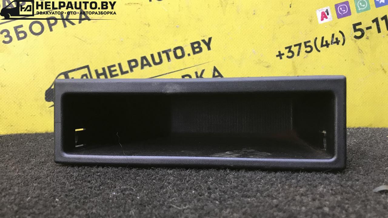 вещевой ящик центральной консоли Renault Laguna 1 поколение 1995, 1.8 л., бензин, МКПП, хетчбэк 5 дв., передний привод, F3P, 7700790325X48PH2VP - фото №1
