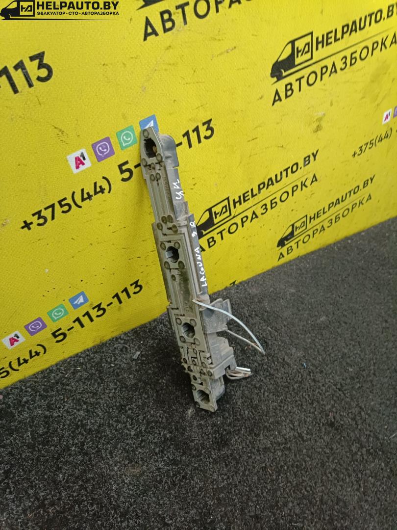 панель заднего правого фонаря Renault Laguna 1 поколение 1995, 1.8 л., i, бензин, МКПП, универсал, передний привод, F3P - фото №1