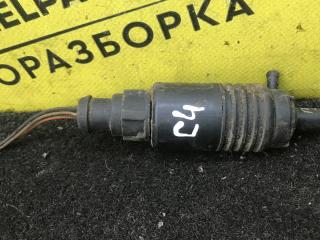 насос (моторчик) омывателя стекла Audi A6 4A/C4 (1994 - 1997)