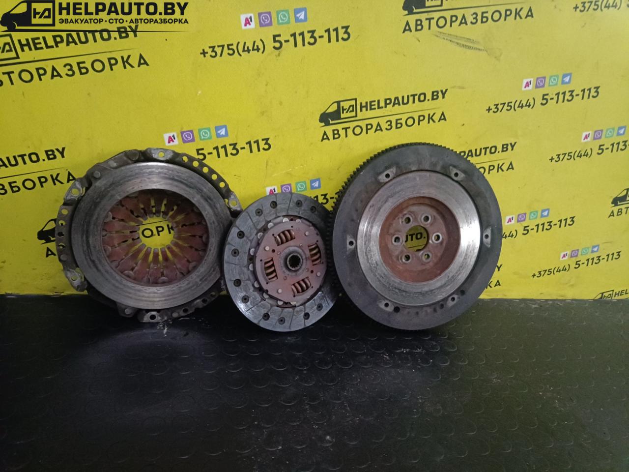комплект сцепления Opel Vectra A 1990, 1.6 л., бензин, МКПП, седан, передний привод, C16NZ - фото №1