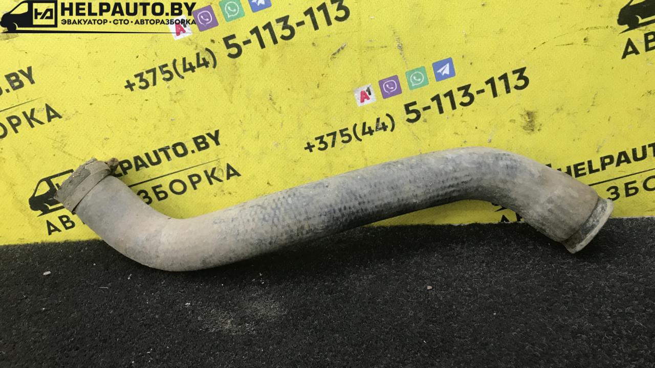 патрубок (трубопровод, шланг) Opel Vectra A 1990, 1.8 л., бензин, МКПП, седан, передний привод - фото №1