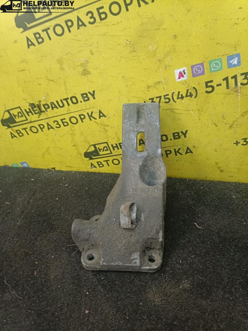 кронштейн двигателя Opel Omega B 1997, 2.0 л., i, бензин, МКПП, седан, задний привод, X20XEV, 90496674 - фото №1