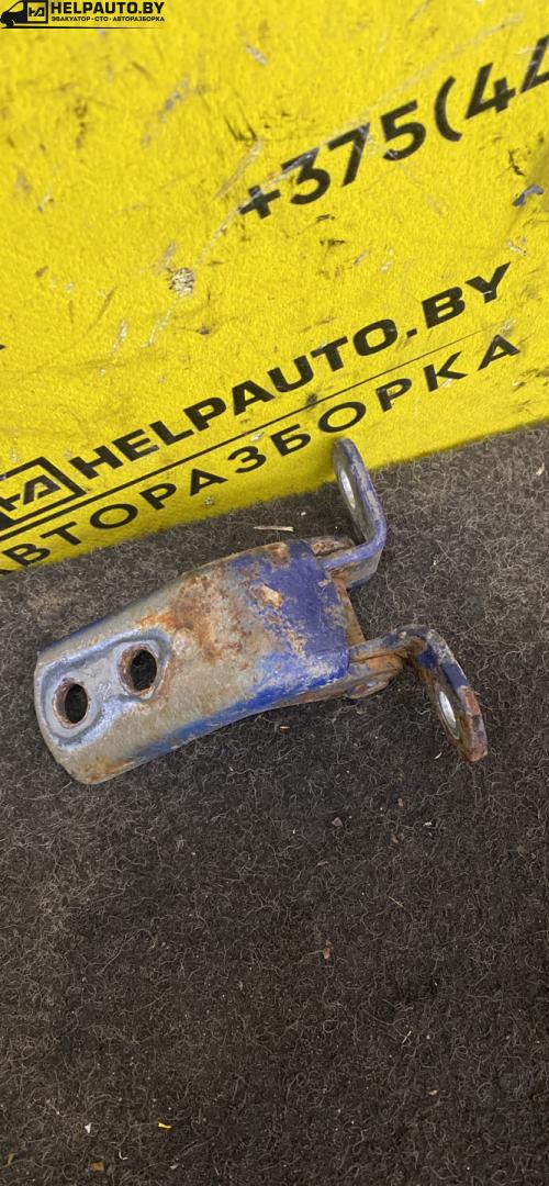 петля двери Toyota Avensis 1 поколение (T220) 1999, 1.8 л., бензин, МКПП, седан - фото №1