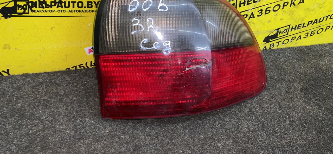 фонарь задний правый Opel Omega B 1997, 2.5 л., i, X 25 XE, бензин, МКПП, седан, задний привод, X25XE - фото №1