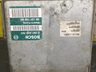 блок управления двигателем Peugeot 306 1 поколение 1995, 9613113880