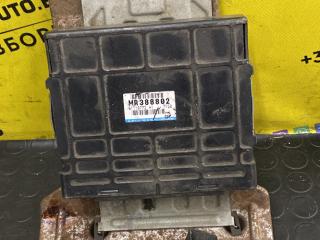 блок управления двигателем Mitsubishi Carisma 1 поколение 1997, MR388802