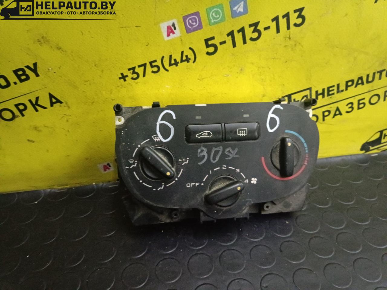 блок управления печки / климат-контроля Peugeot 307 1 поколение 2004 - фото №1